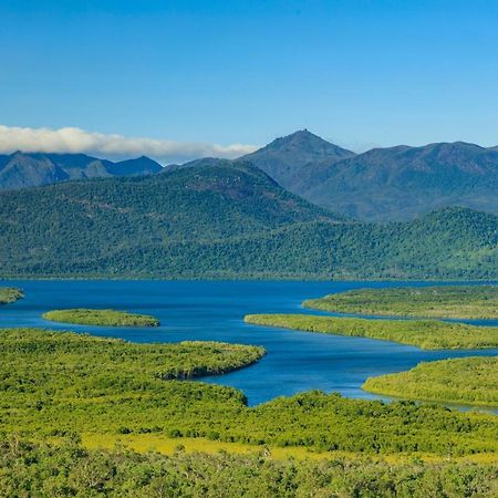 Vista Hinchinbrook Cardwell Exterior foto